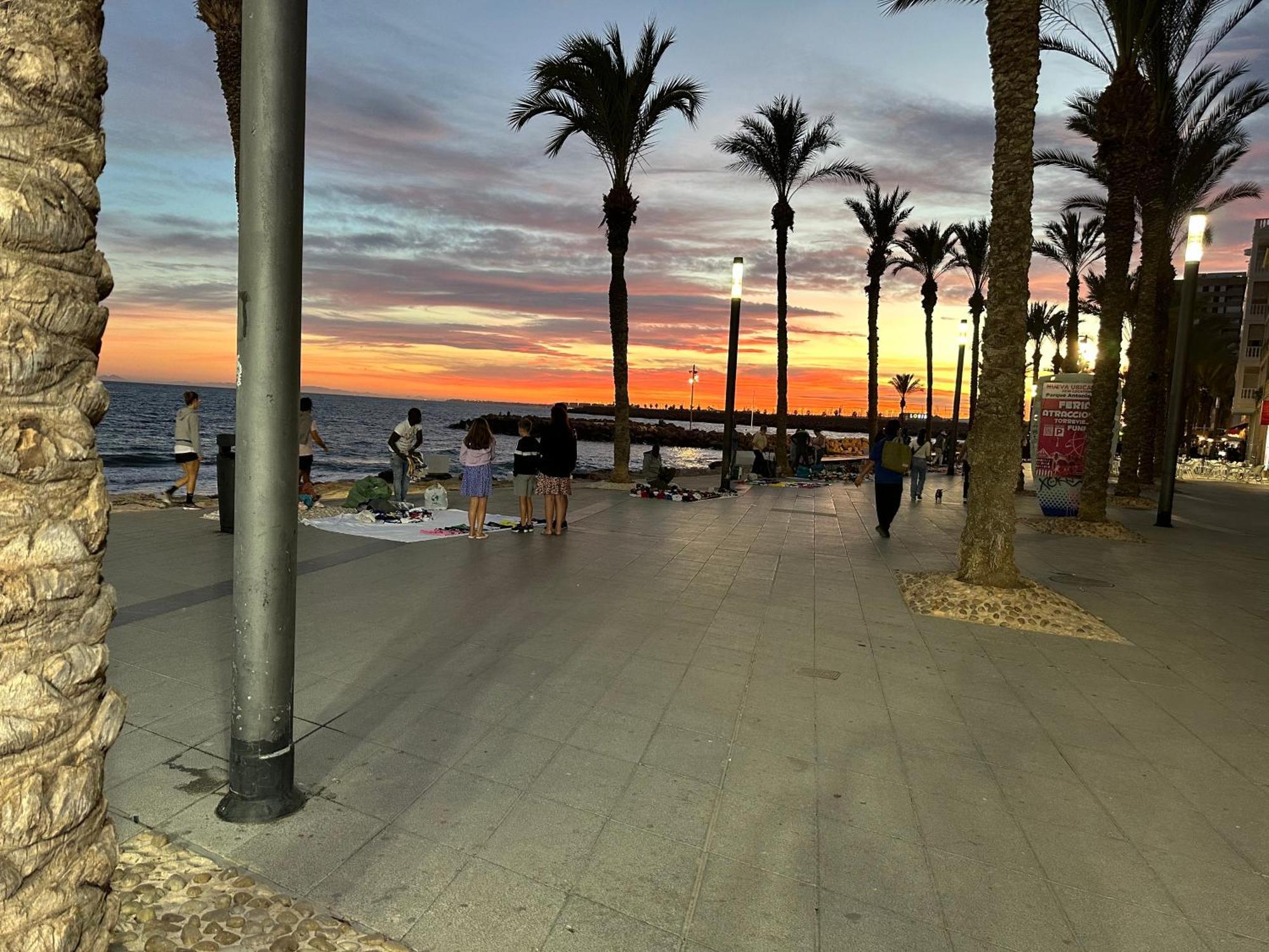 Apartment Santana -19 At Beach With Pool, Garage And Lift Torrevieja Eksteriør bilde
